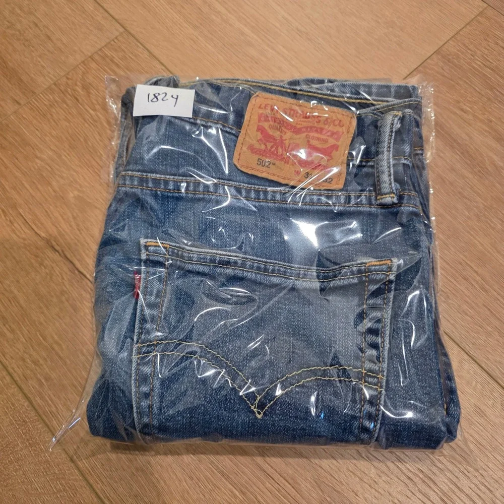 Levis levi 502